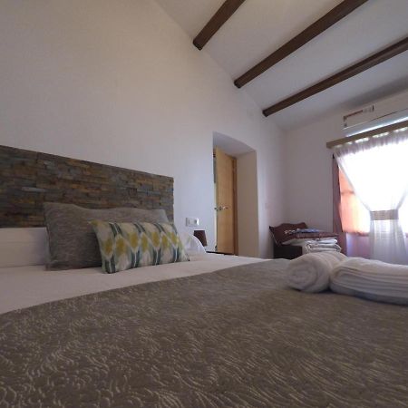 Apartamentos Fuente Nueva II Caces Exteriér fotografie